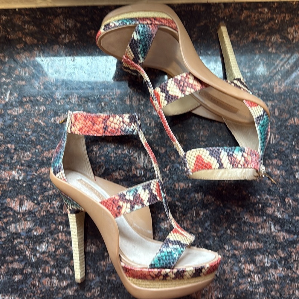 BCBGMAXAZRIA Stiletto Pumps
